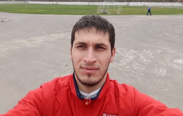 В Северной Осетии автомобиль унес жизнь футболиста. Он придавил его В Северной Осетии погиб основатель ФК