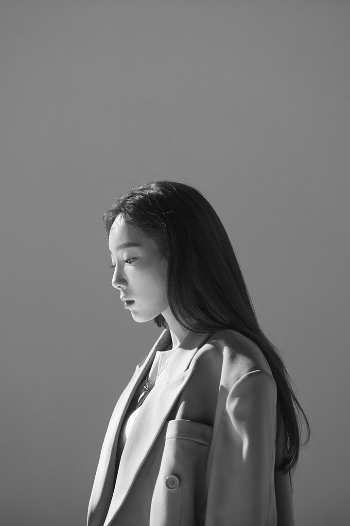 [РЕЛИЗ] Тэён из Girls' Generation поделилась тизерами для сингла "Four Seasons"